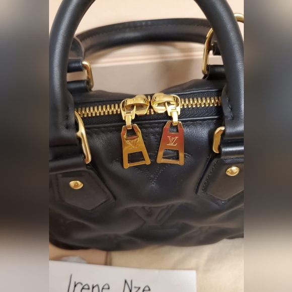 Louis Vuitton Alma BB Quilted calfskin embroidered Motif in great condition - Picture 12 of 16